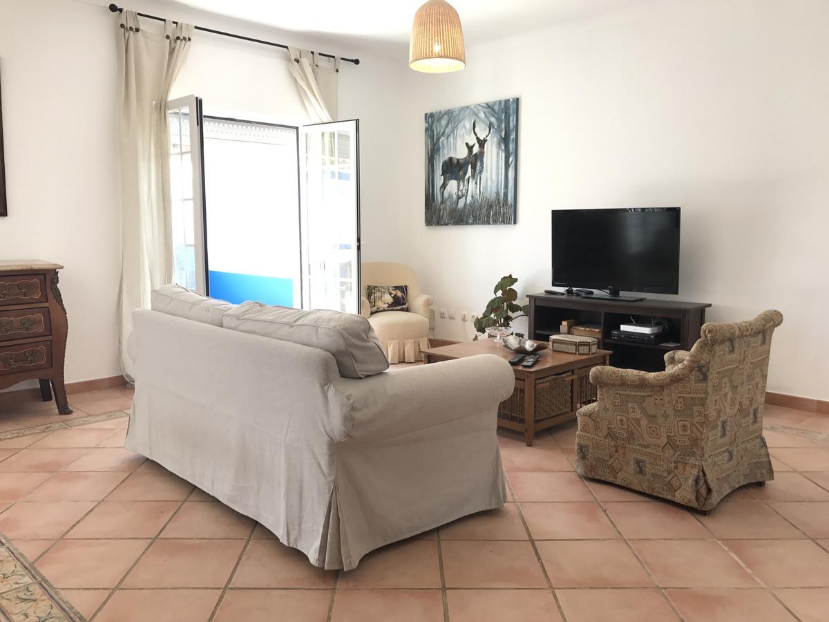 Be My Guest - Melides Hotel Екстериор снимка